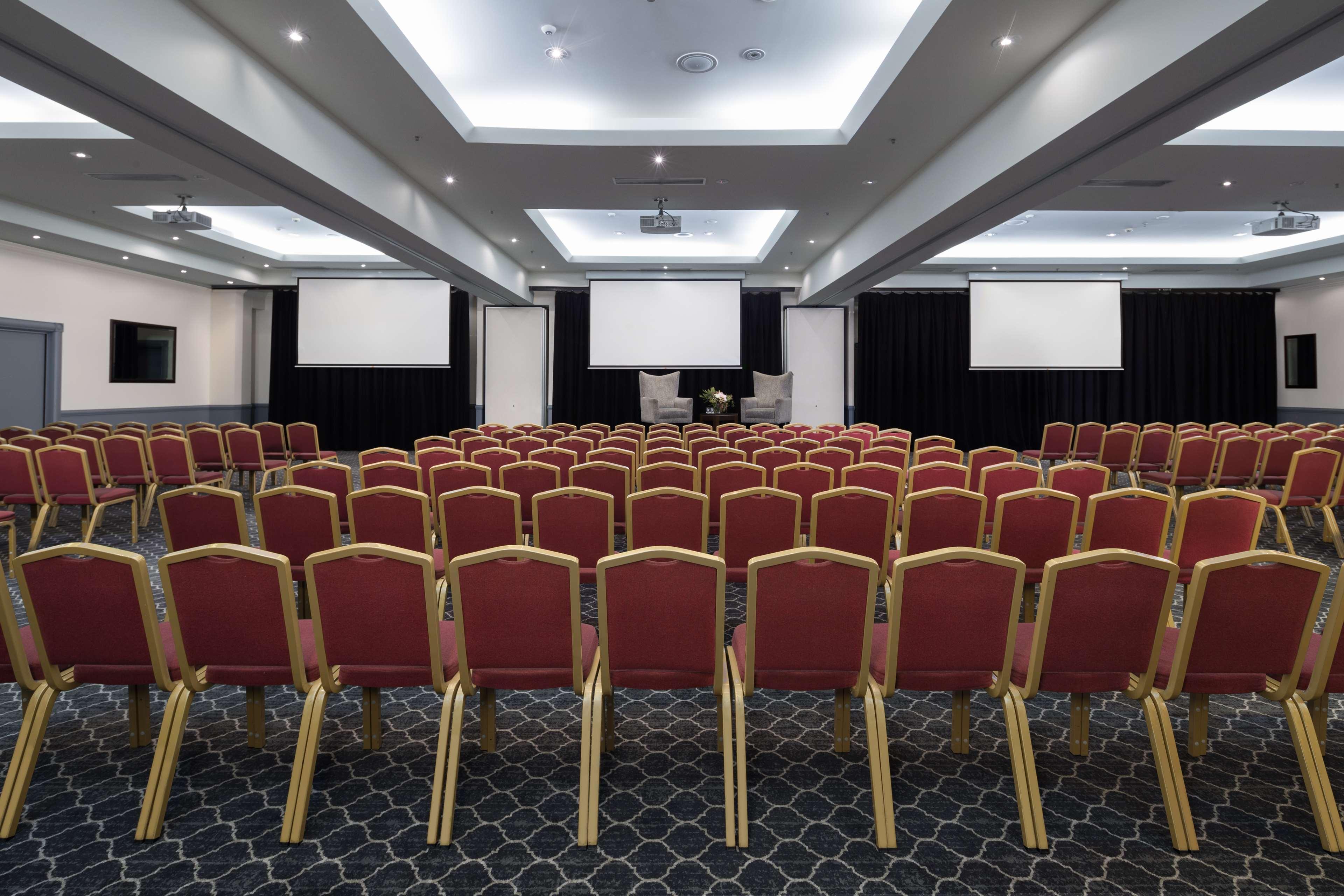 Visy Dior Hotel Baulkham Hills Exterior foto