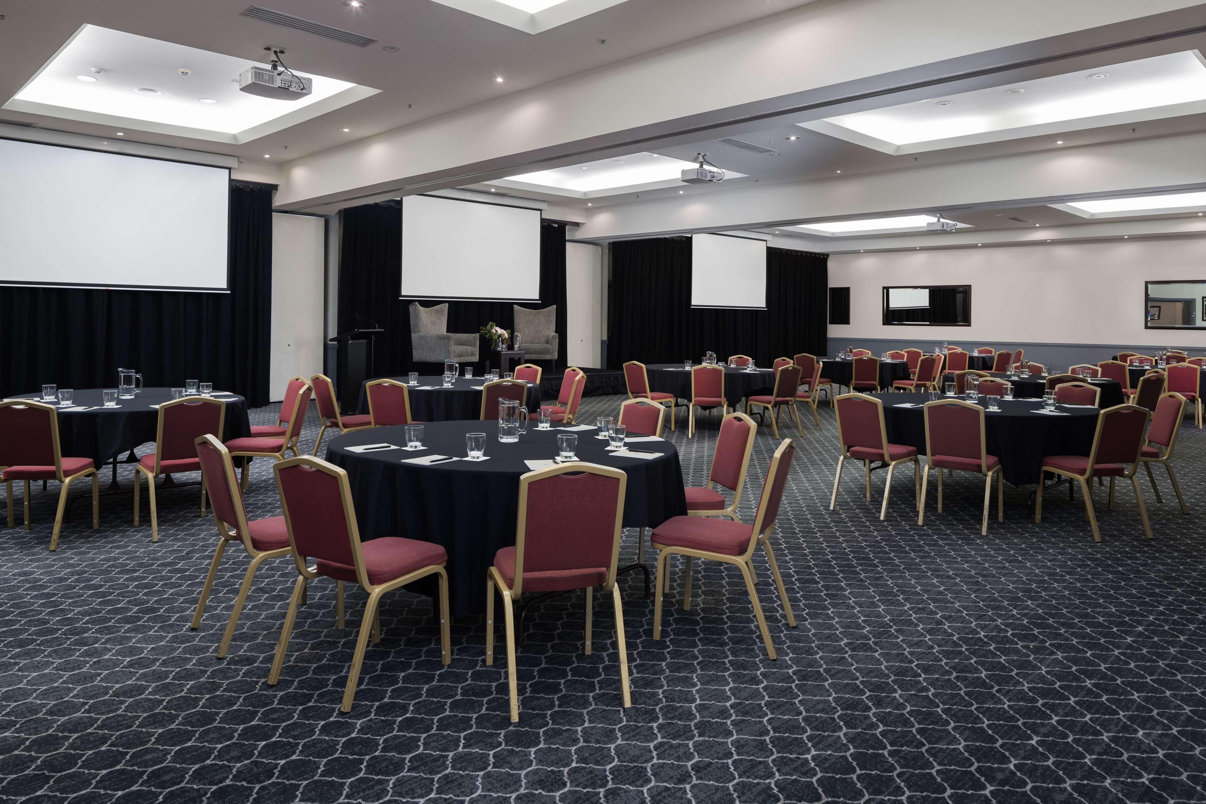 Visy Dior Hotel Baulkham Hills Exterior foto