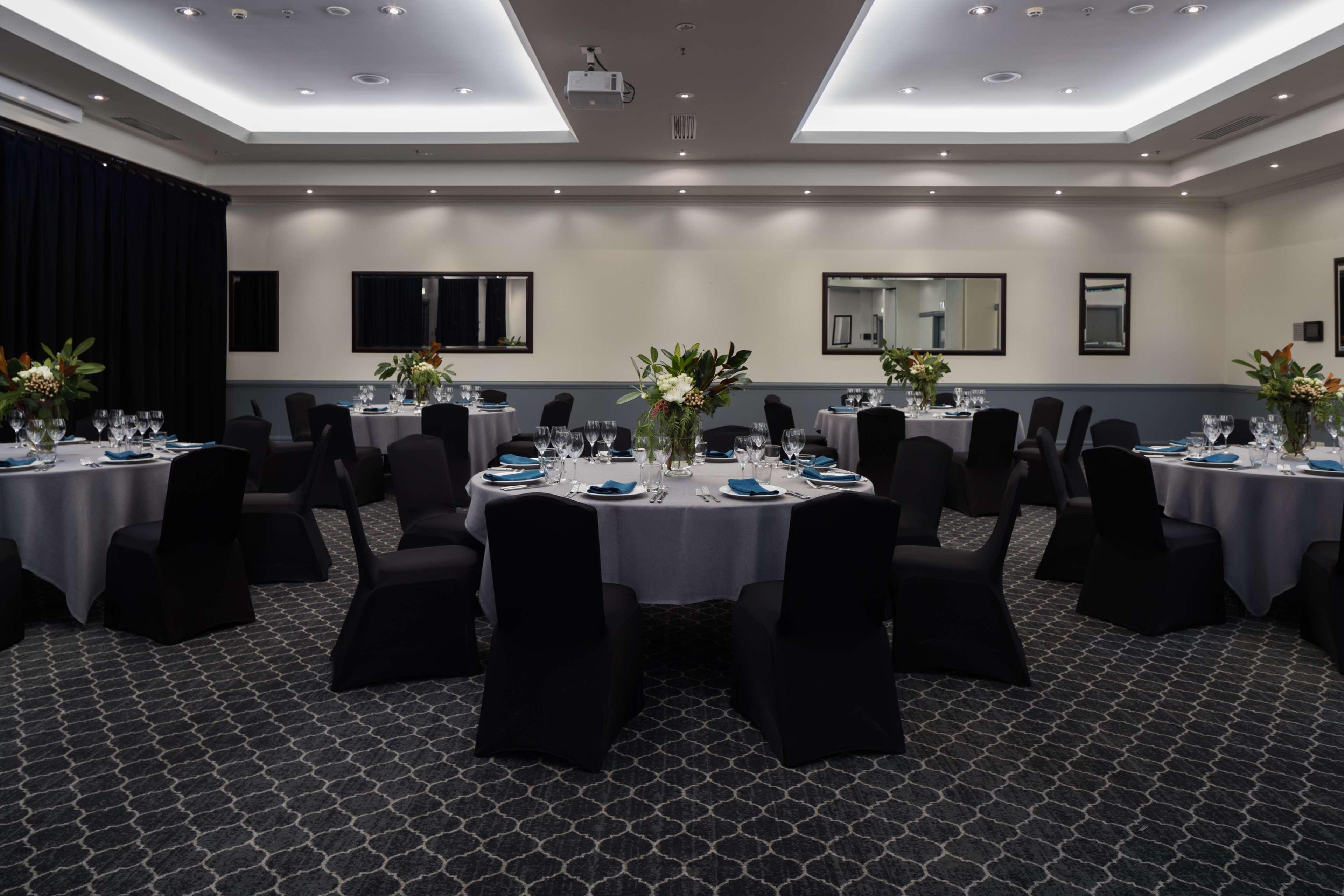 Visy Dior Hotel Baulkham Hills Exterior foto